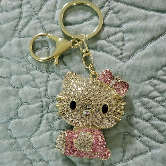 Hello Kitty Keychain with Rhinestones - Picture 4 of 4
